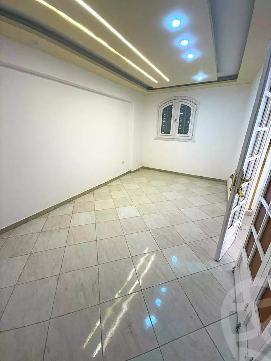 https://aqarmap.com.eg/ar/listing/7251699-for-rent-alexandria-al-agamy-shataa-el-nakheel-street-63