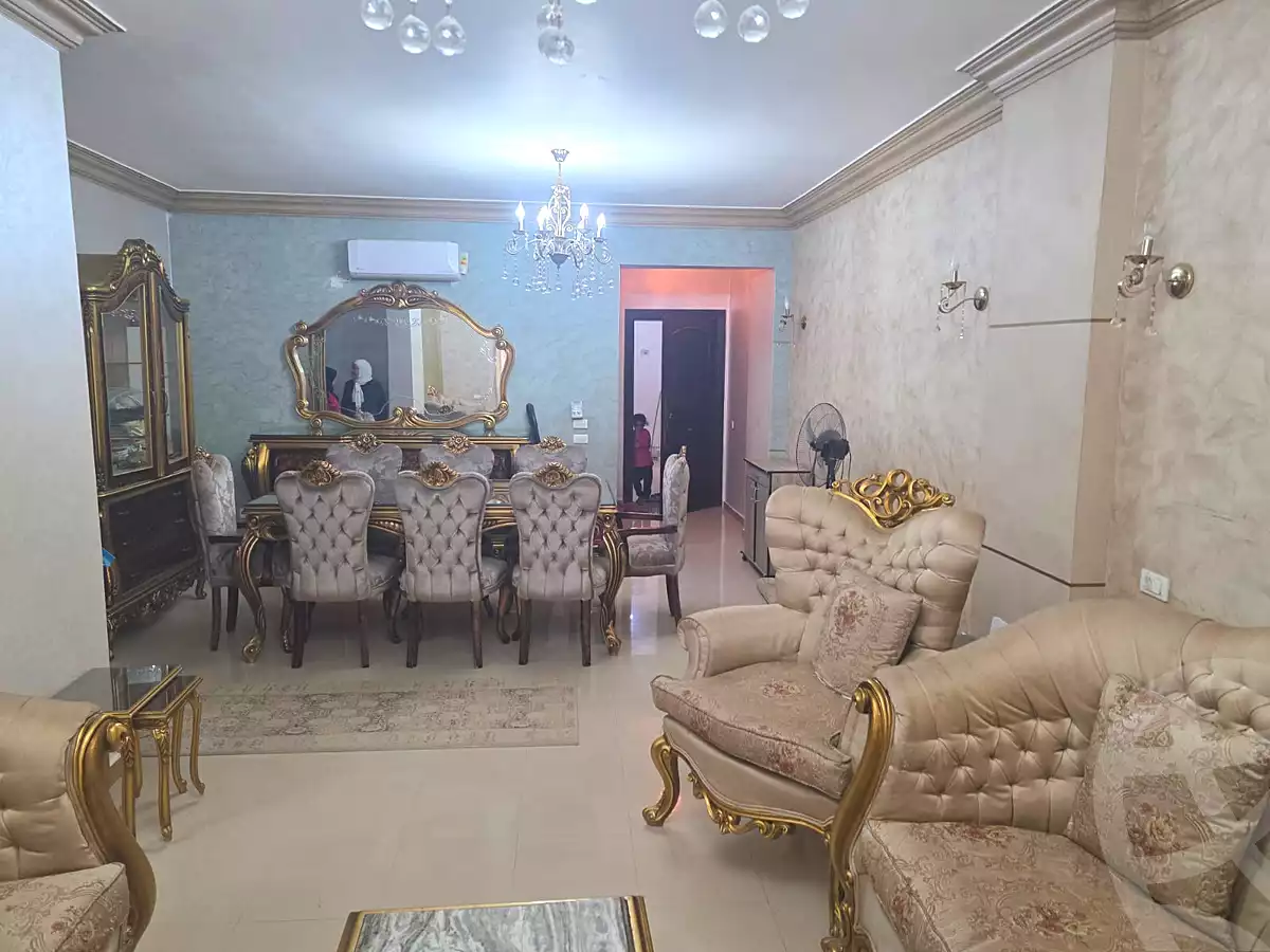 https://aqarmap.com.eg/ar/listing/7251684-for-rent-cairo-6th-of-october-el-hay-el-motamyz-fourth-touristic-village-mohamed-ahmed-barhoma-st
