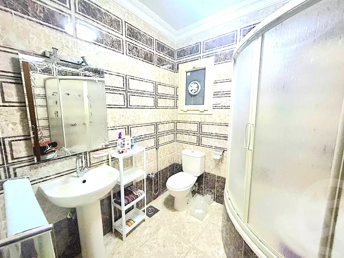 https://aqarmap.com.eg/en/listing/7252558-for-sale-alexandria-camp-cesar