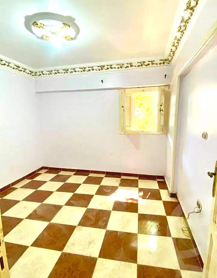 https://aqarmap.com.eg/ar/listing/7252660-for-sale-alexandria-al-agamy-lbytsh-ain-shams-st