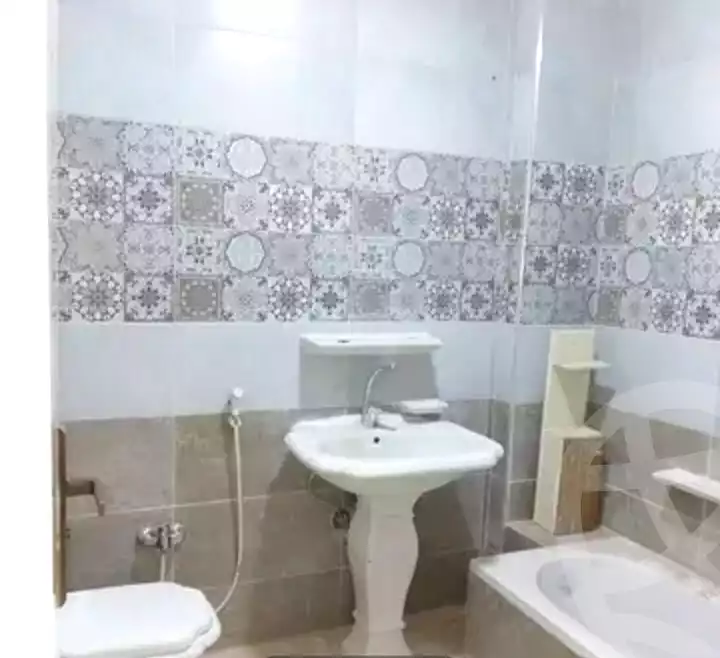 https://aqarmap.com.eg/en/listing/7252696-for-sale-alexandria-new-miami-eskot