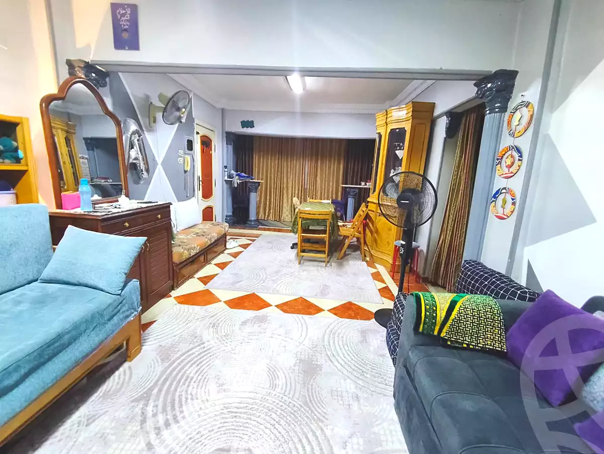 https://aqarmap.com.eg/en/listing/7252783-for-sale-cairo-6th-of-october-el-ahyaa-neighborhood-10th