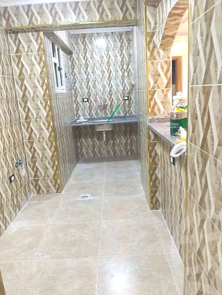 https://aqarmap.com.eg/ar/listing/7253187-for-rent-alexandria-al-agamy-el-hanouvel