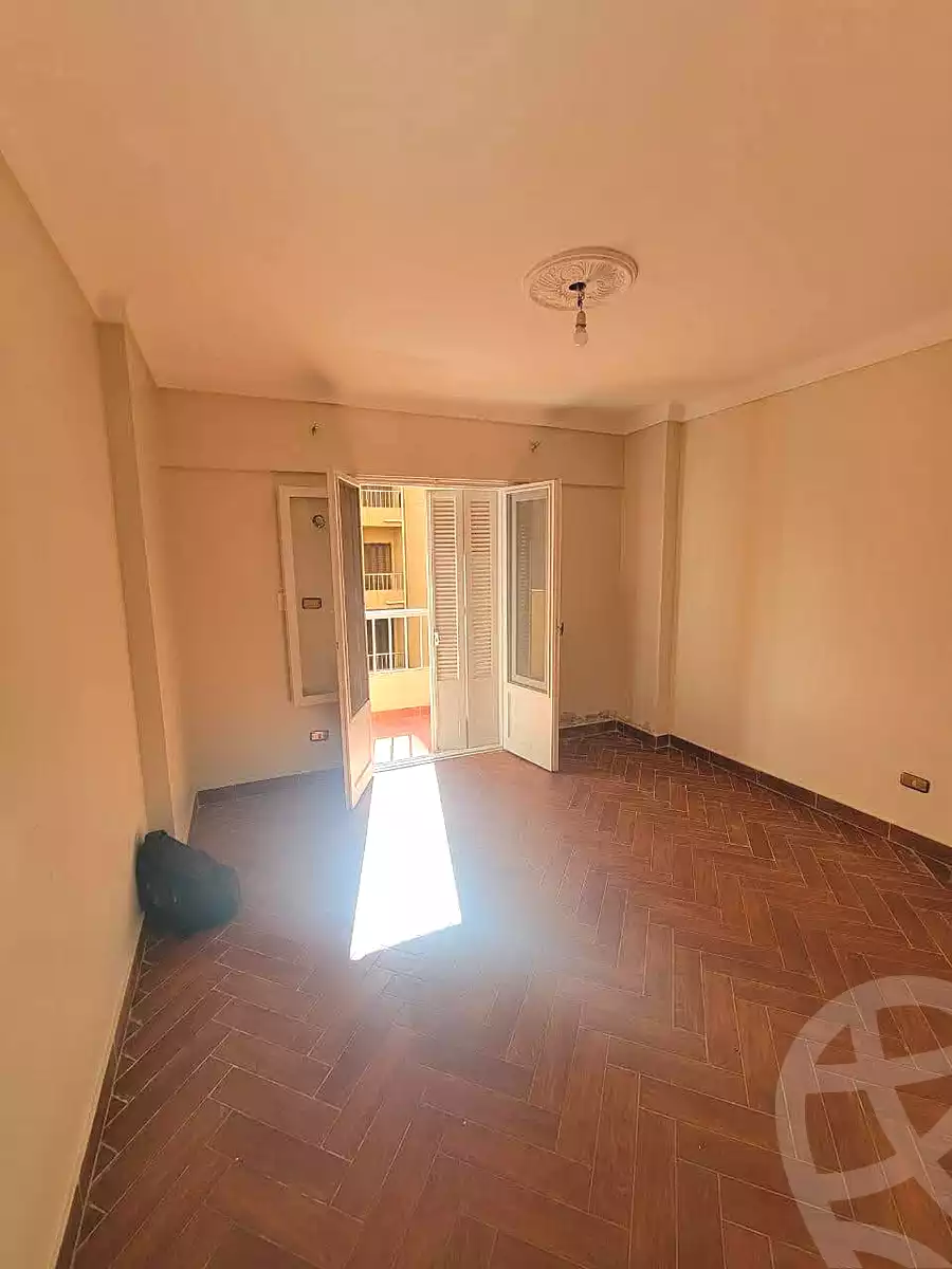 https://aqarmap.com.eg/en/listing/7253272-for-rent-alexandria-ganaklis-shr-bw-qyr-tryq-lhry