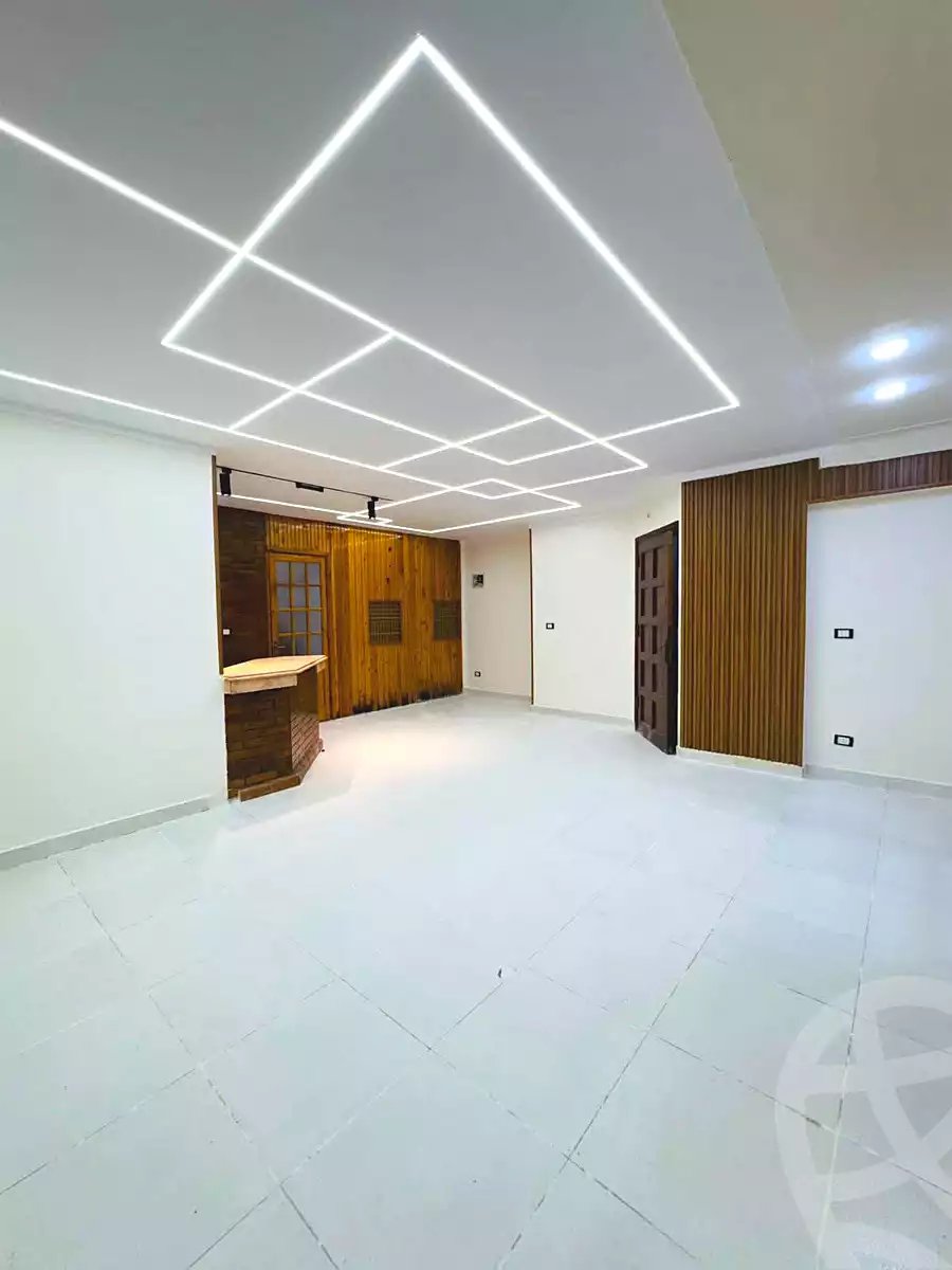 https://aqarmap.com.eg/ar/listing/7253324-for-sale-alexandria-al-agamy-shataa-el-nakheel