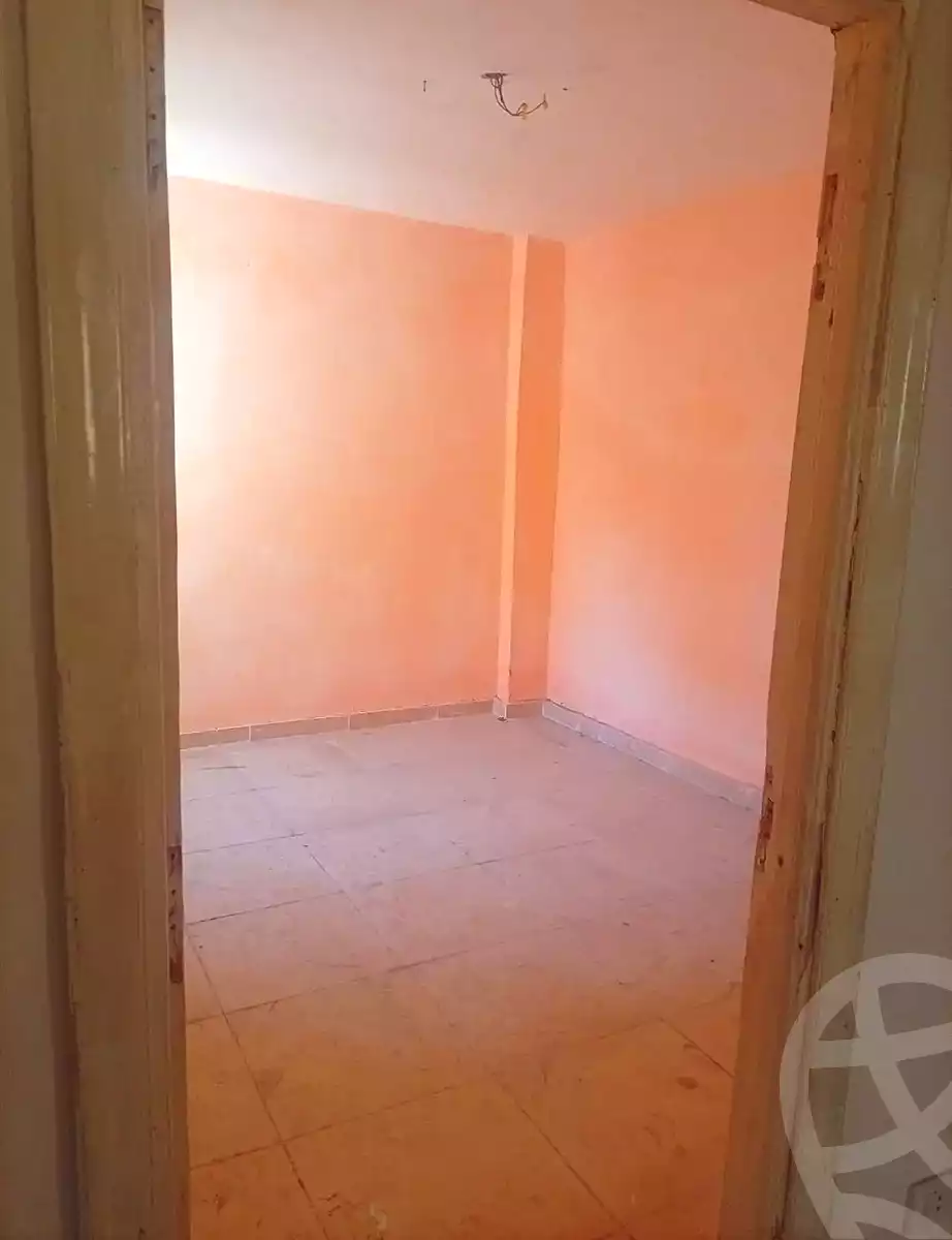 https://aqarmap.com.eg/ar/listing/7253360-for-sale-alexandria-moharram-bey-al-eshake-st