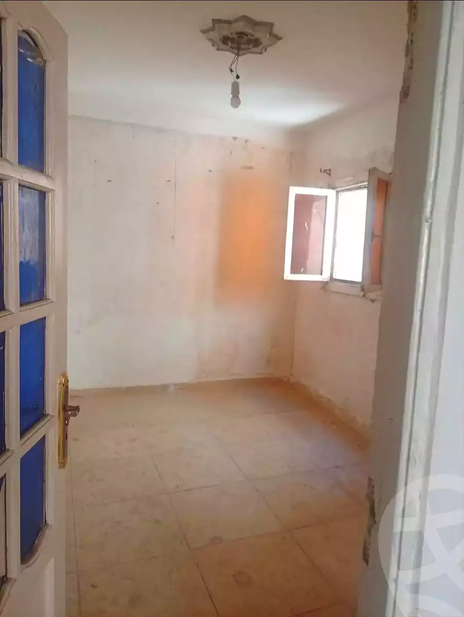 https://aqarmap.com.eg/ar/listing/7253360-for-sale-alexandria-moharram-bey-al-eshake-st