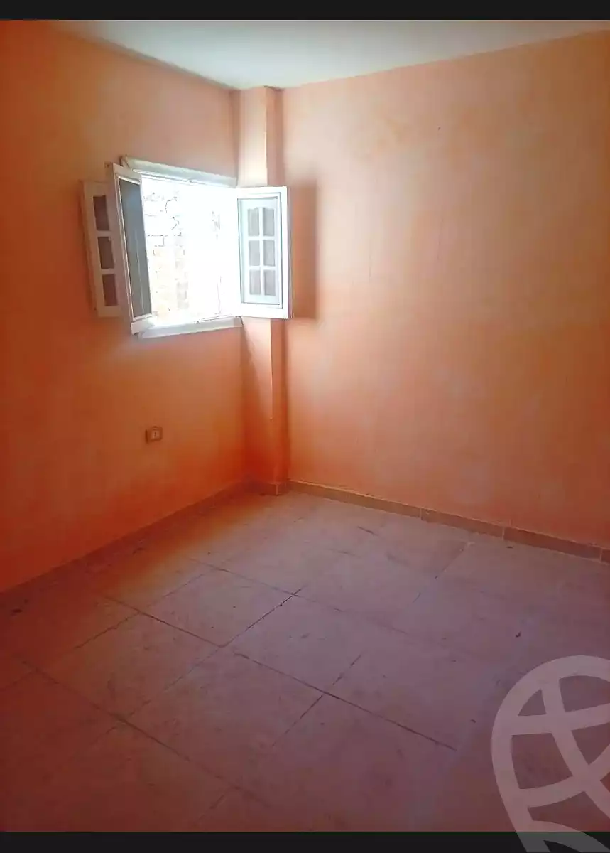 https://aqarmap.com.eg/ar/listing/7253360-for-sale-alexandria-moharram-bey-al-eshake-st