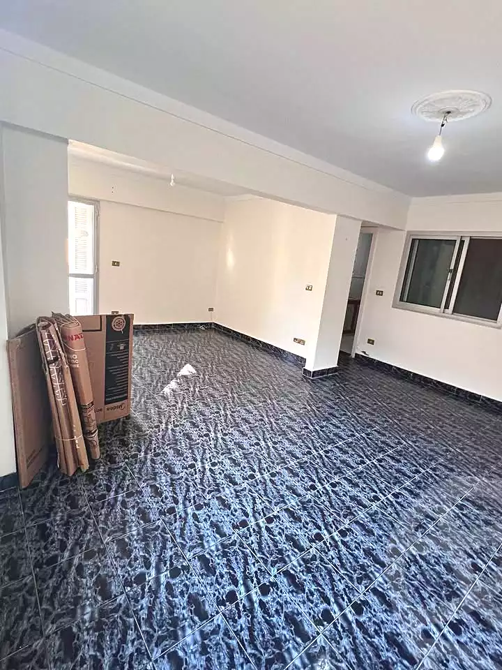 https://aqarmap.com.eg/ar/listing/7253519-for-rent-alexandria-miami-shr-jml-bd-lnsr