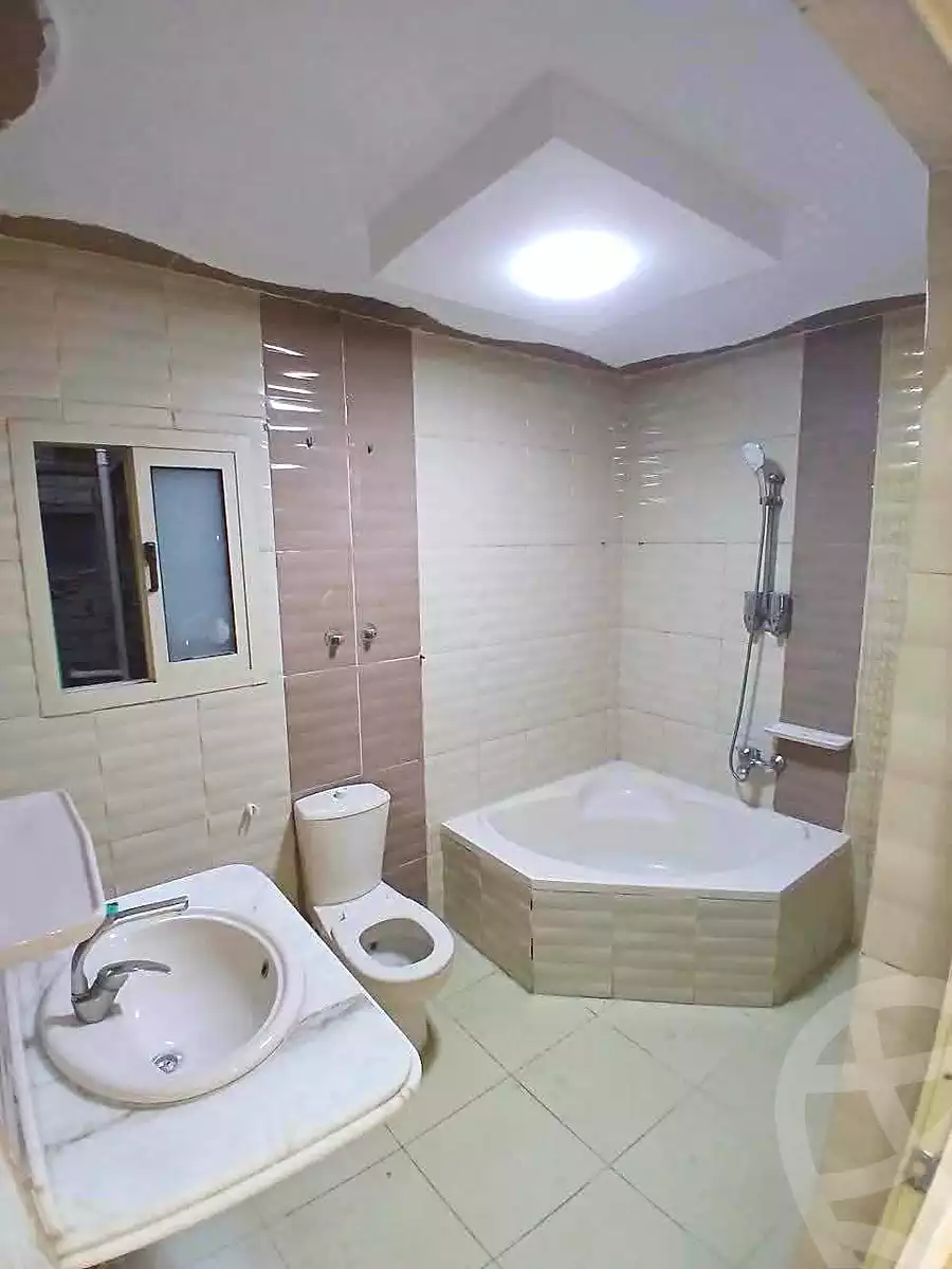https://aqarmap.com.eg/ar/listing/7253545-for-sale-alexandria-al-agamy-lbytsh-el-tayar-st