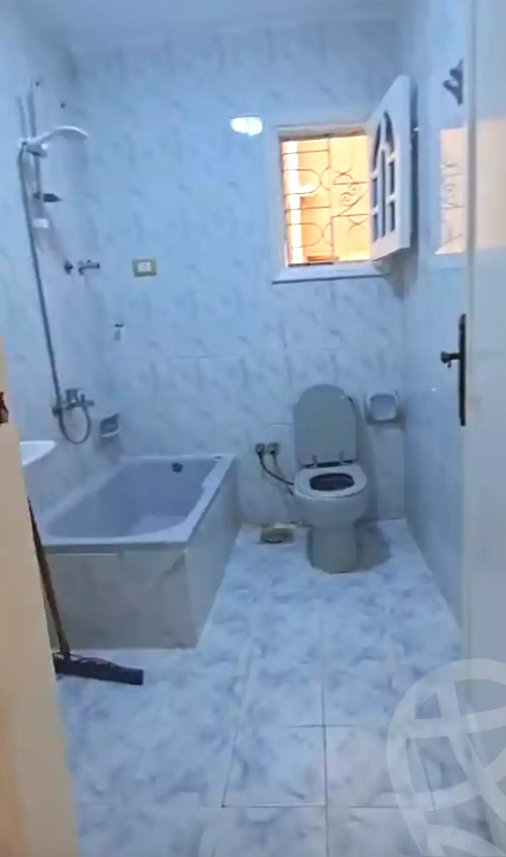 https://aqarmap.com.eg/ar/listing/7253710-for-sale-alexandria-al-agamy-shataa-el-nakheel