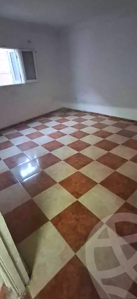 https://aqarmap.com.eg/ar/listing/7253846-for-sale-alexandria-al-agamy-lbytsh-el-hay-st