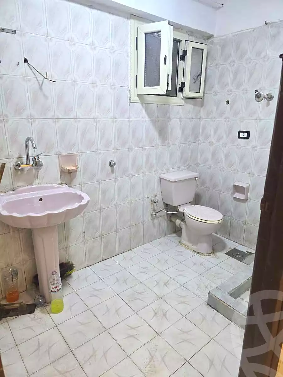 https://aqarmap.com.eg/en/listing/7253863-for-sale-alexandria-al-agamy-lbytsh