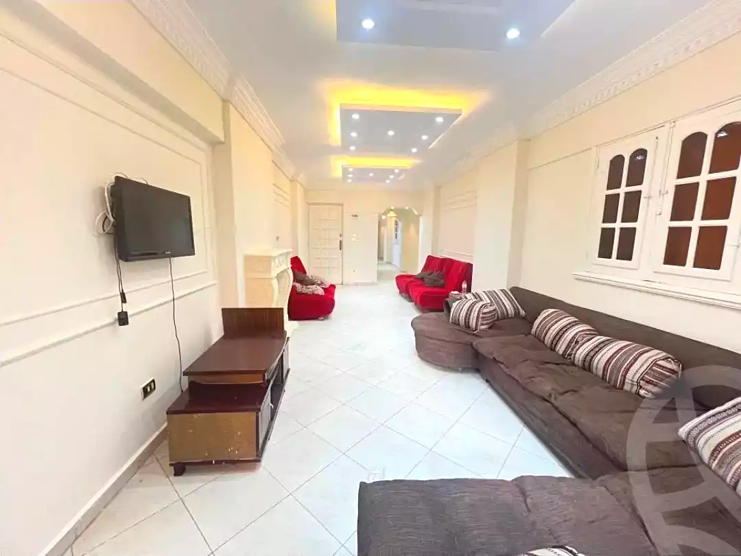 https://aqarmap.com.eg/ar/listing/7254055-for-sale-alexandria-el-asafra-l-sfr-bhry-edrees-st