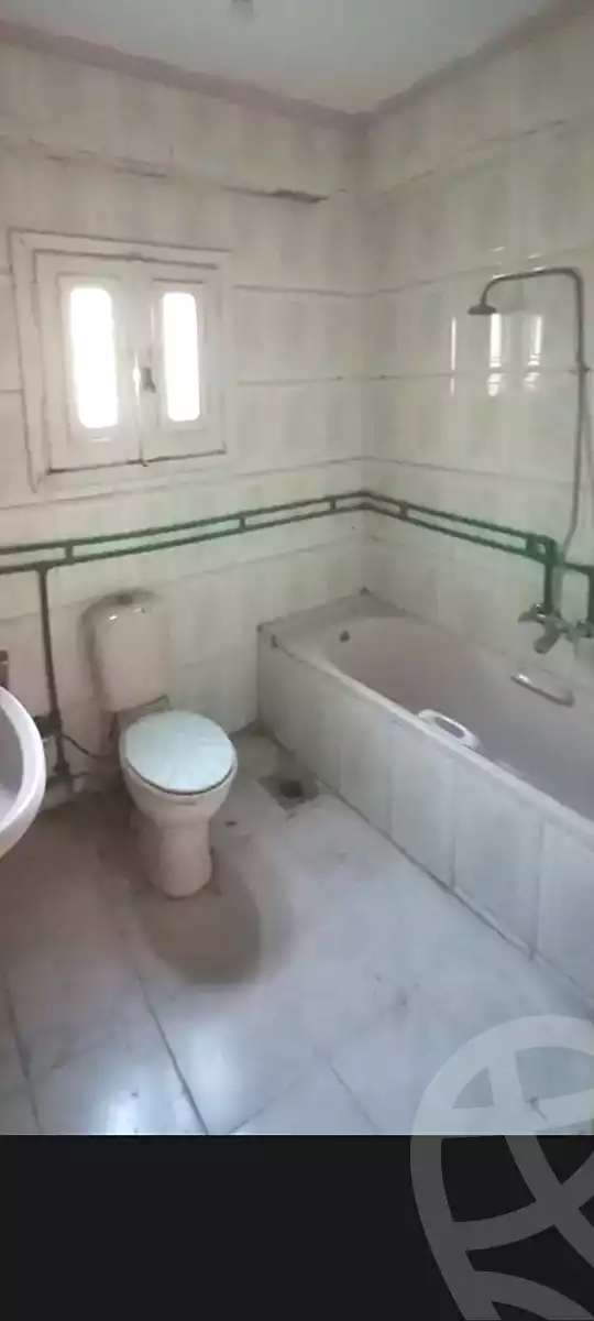https://aqarmap.com.eg/en/listing/7254093-for-rent-alexandria-al-agamy-lbytsh