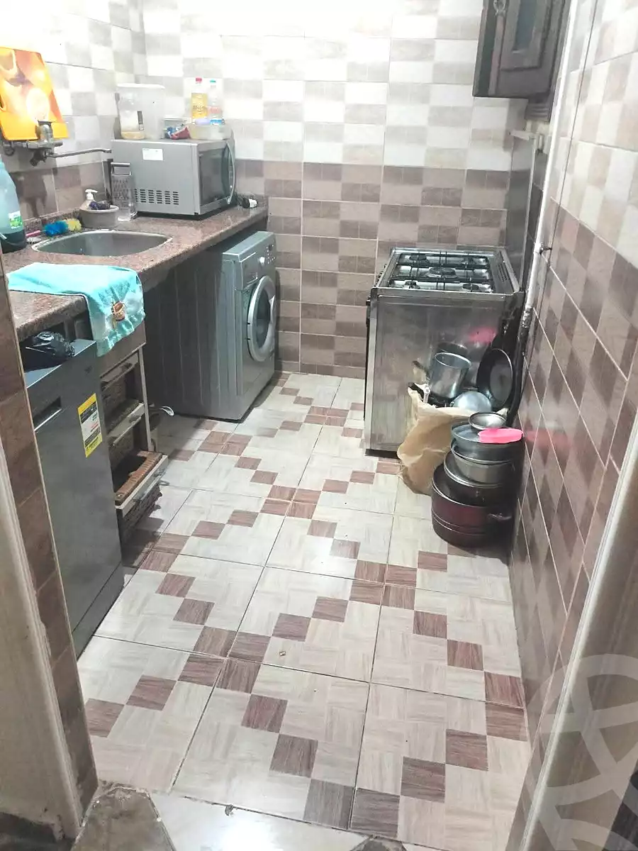 https://aqarmap.com.eg/ar/listing/7254280-for-sale-alexandria-al-agamy-lbytsh-el-hanafeya-st