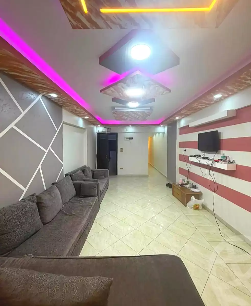 https://aqarmap.com.eg/ar/listing/7254626-for-sale-alexandria-miami-el-gaish-rd-st