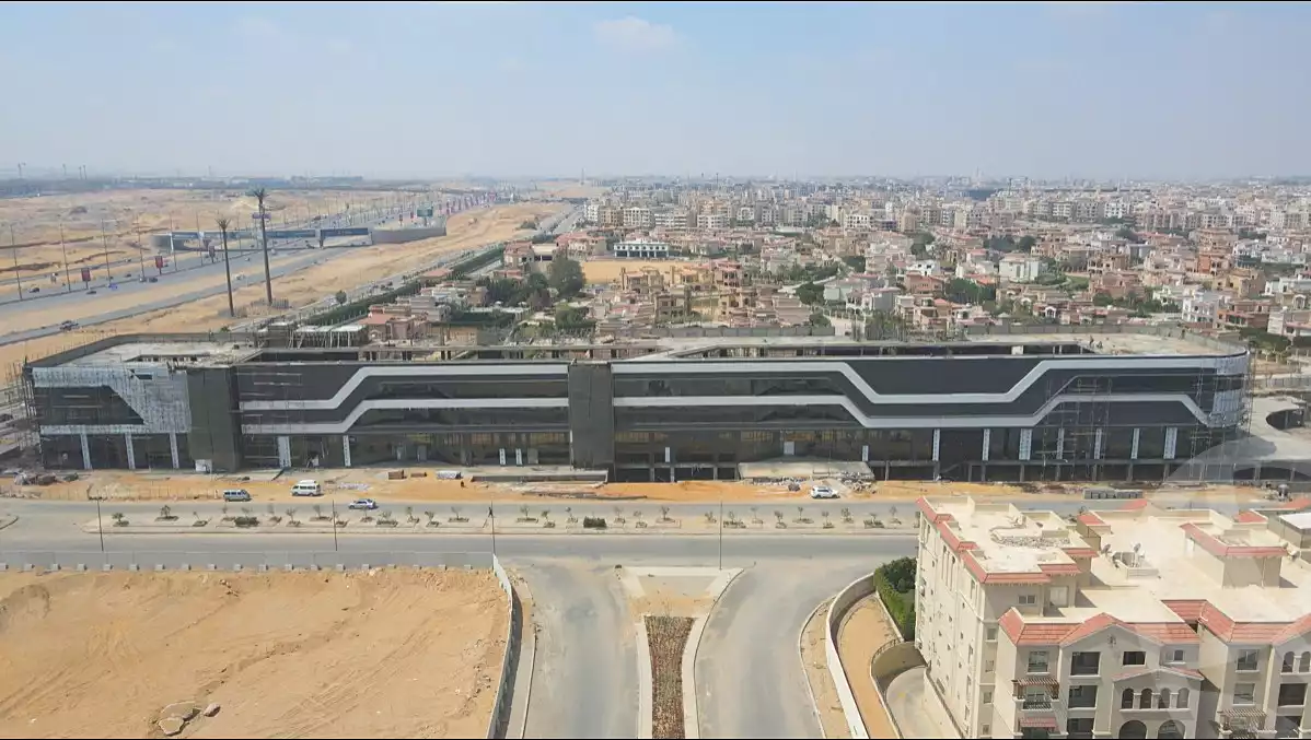 https://aqarmap.com.eg/en/listing/7236633-for-sale-cairo-el-shorouk-compounds-three-sides-mall-nawassy