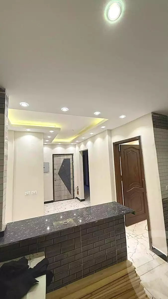 https://aqarmap.com.eg/ar/listing/7255121-for-sale-cairo-6th-of-october-el-ahyaa-neighborhood-3rd-al-hay-al-thalith-st