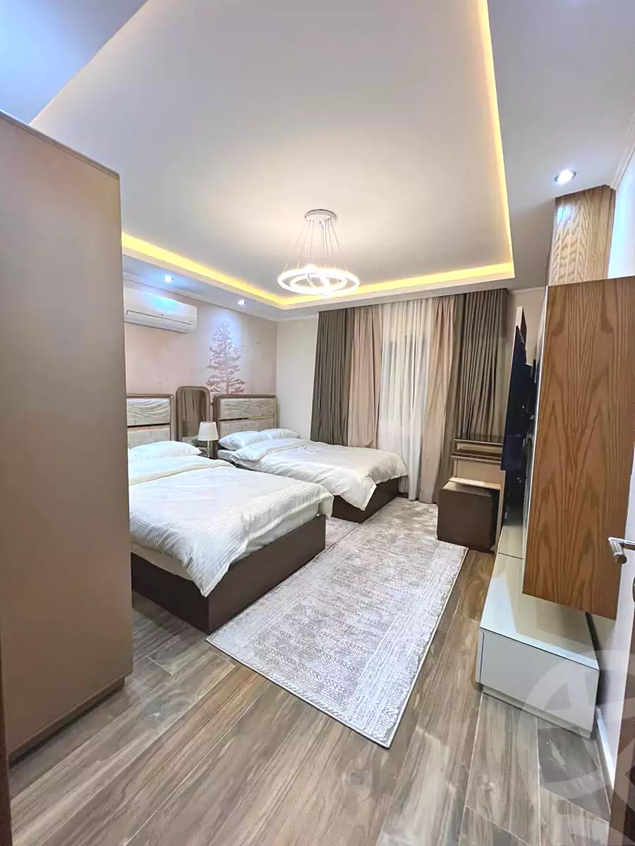 https://aqarmap.com.eg/en/listing/7255173-for-sale-cairo-new-cairo-compounds-mwrd-fq-llttwyr