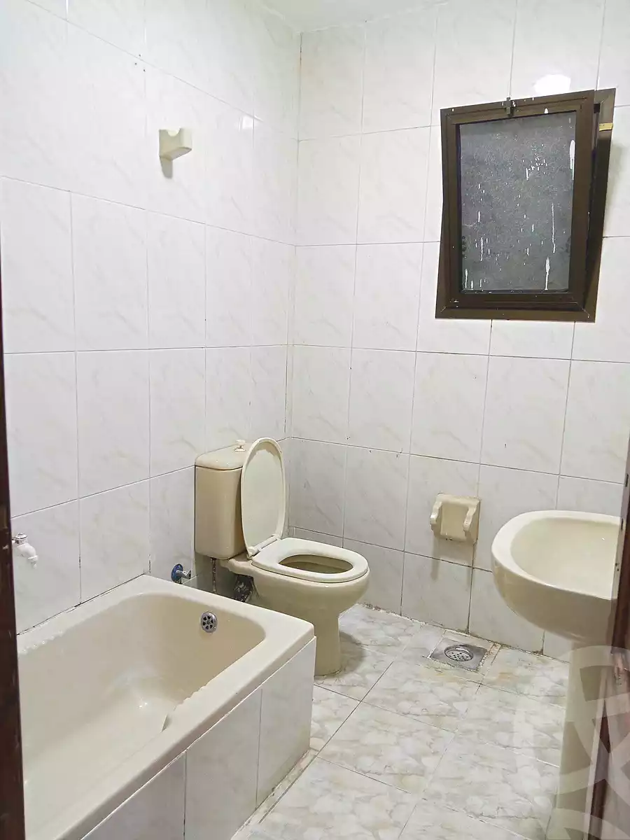 https://aqarmap.com.eg/ar/listing/7255279-for-sale-alexandria-al-agamy-shataa-el-nakheel