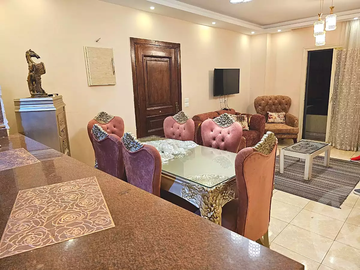 https://aqarmap.com.eg/ar/listing/7255377-for-rent-cairo-6th-of-october-mntq-fr-y-b-6-ktwbr