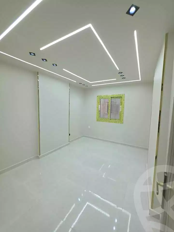 https://aqarmap.com.eg/ar/listing/7255703-for-sale-alexandria-sydy-bshr-sydy-bshr-bhry-shr-mhmwd-l-yswy