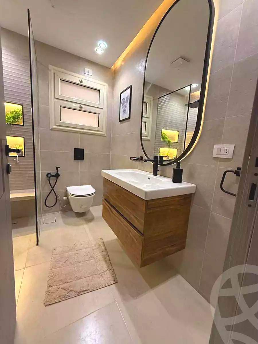https://aqarmap.com.eg/ar/listing/7255789-for-sale-cairo-new-cairo-compounds-kmbwnd-kryk-twn-il-cazar