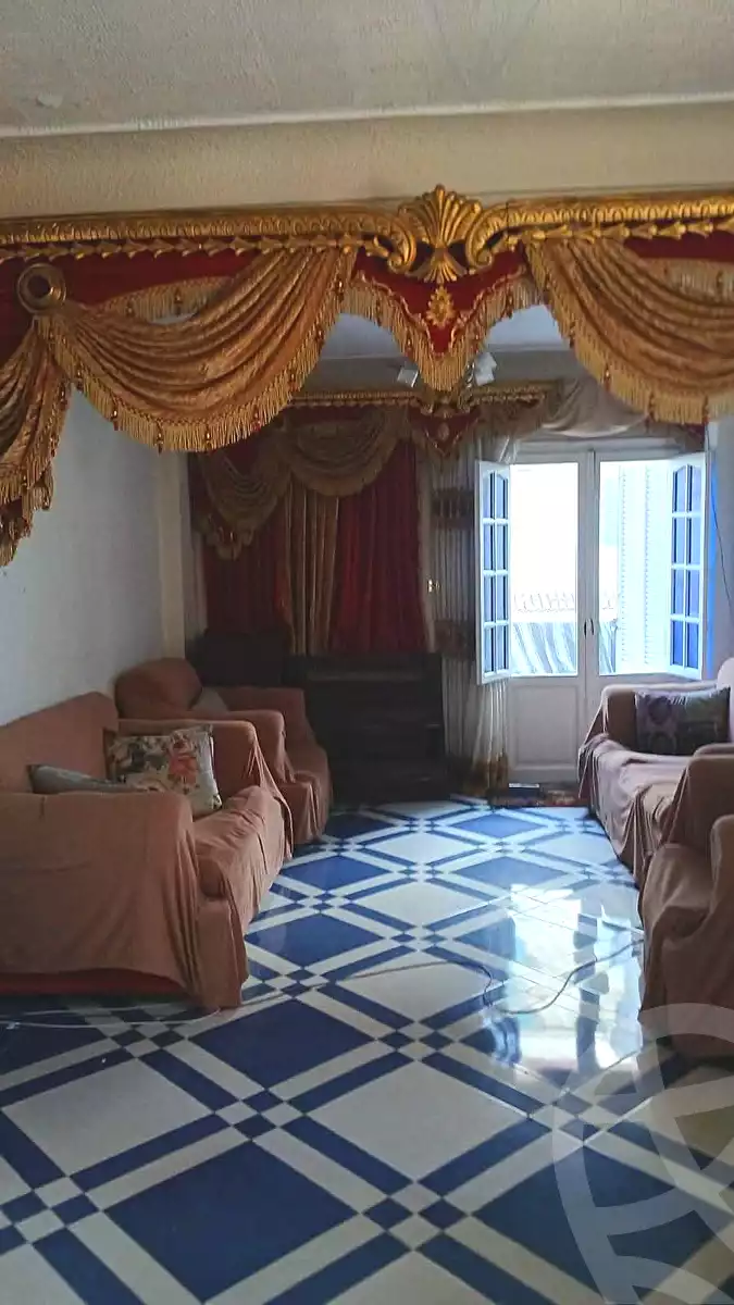 https://aqarmap.com.eg/ar/listing/7256371-for-sale-alexandria-al-agamy-ibrahim-el-aowam-st