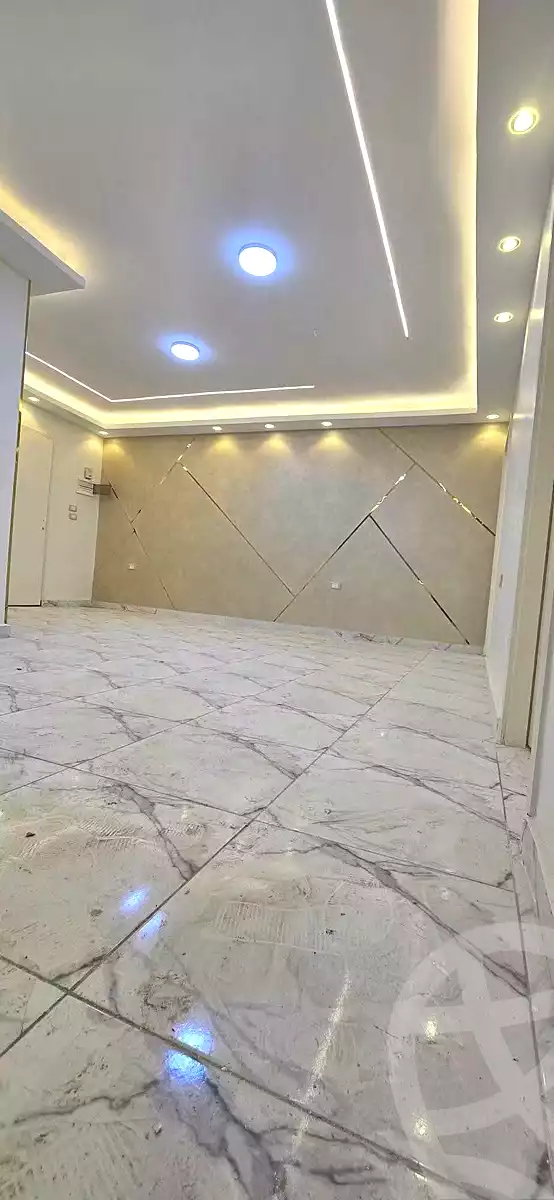 https://aqarmap.com.eg/ar/listing/7256376-for-sale-cairo-helwan-mohamed-sayed-ahmed-st