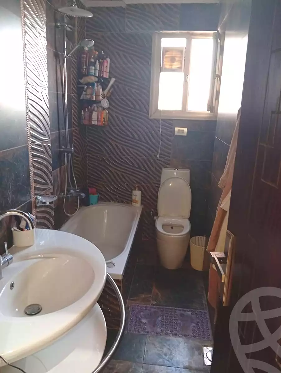 https://aqarmap.com.eg/ar/listing/7256377-for-sale-alexandria-alhadara-al-mofatesh-st