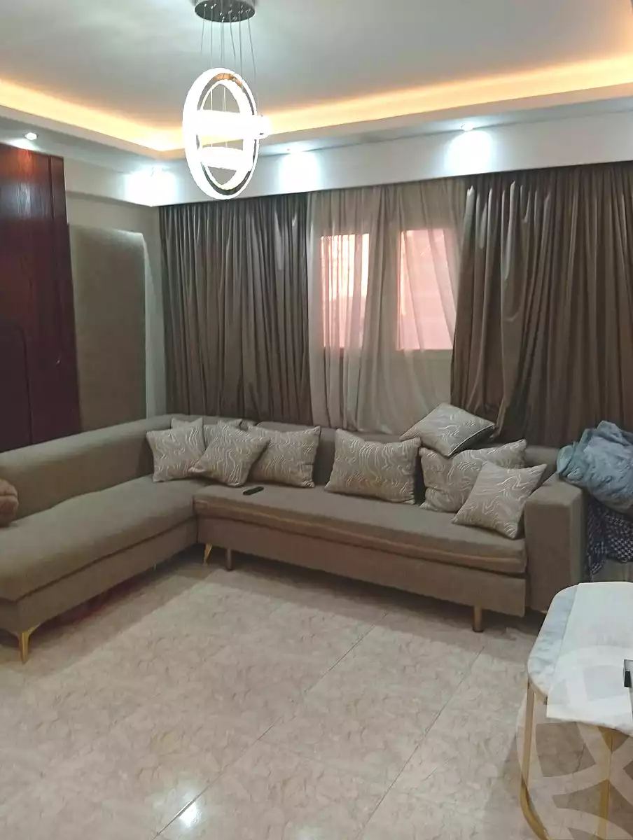 https://aqarmap.com.eg/ar/listing/7256377-for-sale-alexandria-alhadara-al-mofatesh-st