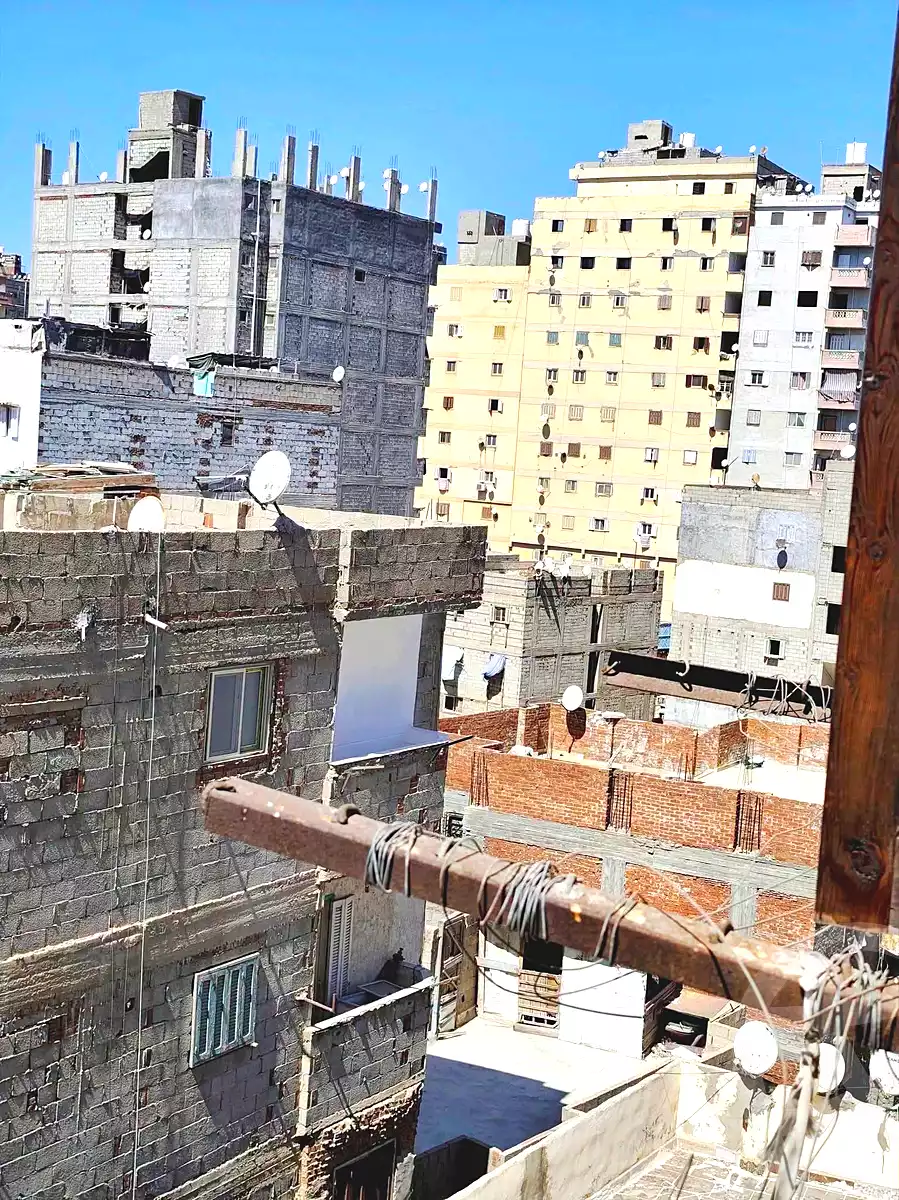 https://aqarmap.com.eg/en/listing/7256380-for-sale-alexandria-el-asafra-l-sfr-qbly