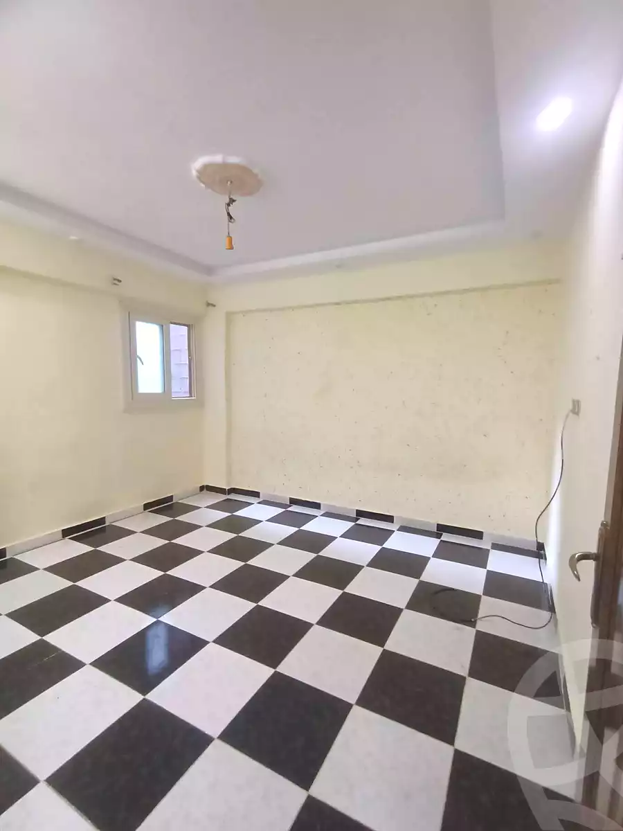 https://aqarmap.com.eg/ar/listing/7256433-for-sale-alexandria-al-agamy-el-hanouvel-radwan-st
