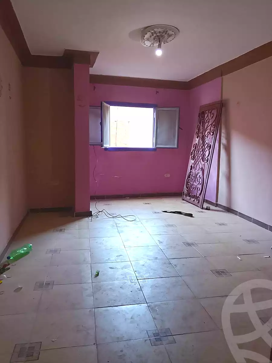 https://aqarmap.com.eg/en/listing/7256435-for-sale-alexandria-al-agamy-el-hanouvel-radwan-st