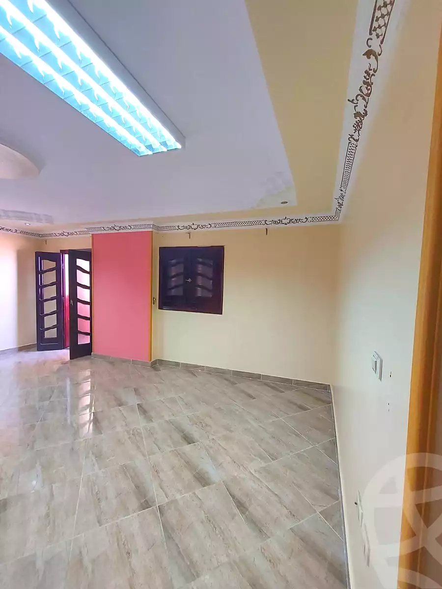 https://aqarmap.com.eg/ar/listing/7256664-for-sale-sharqia-zagazig-zagazig-city-markaz-farouk-st