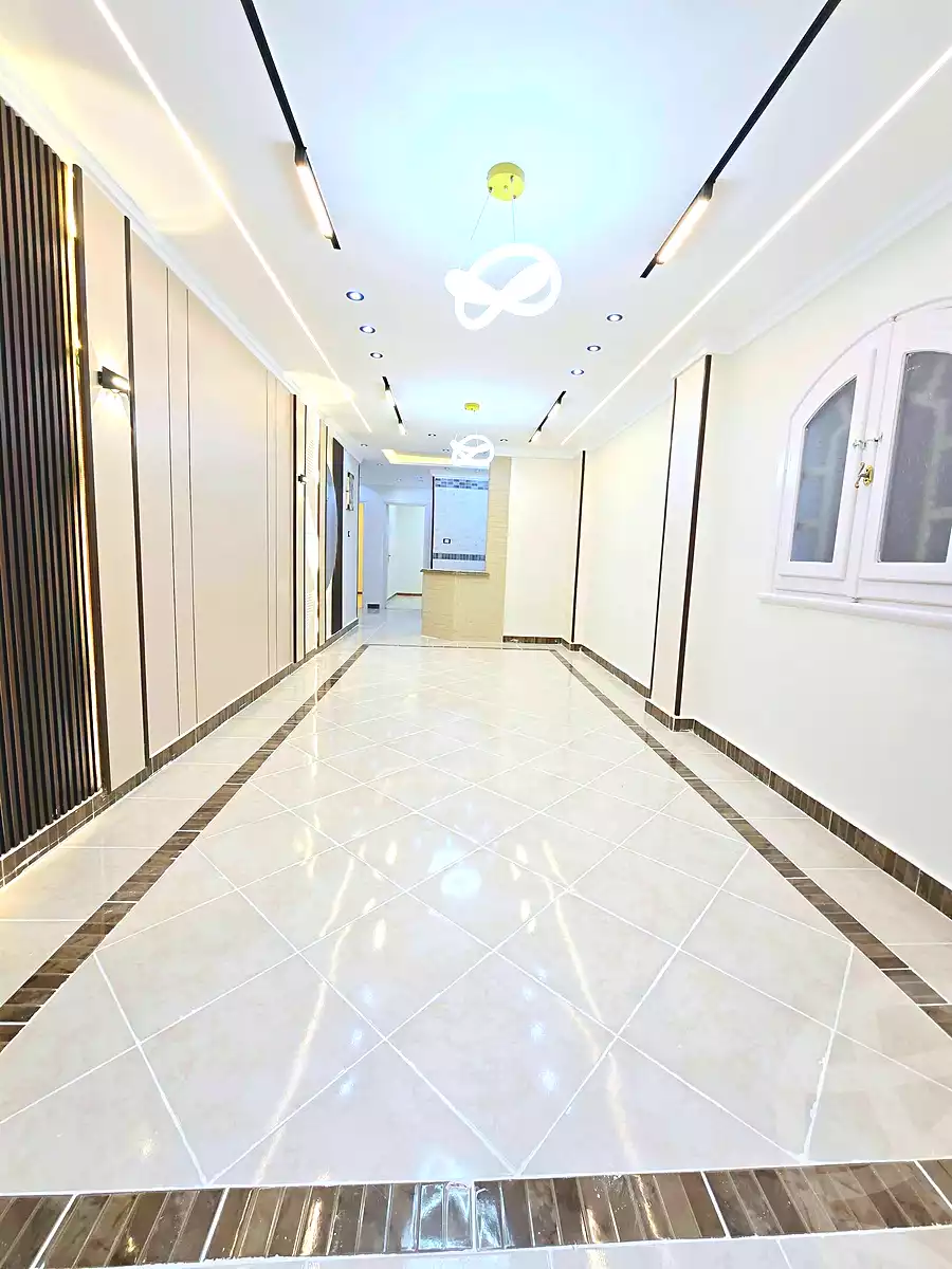 https://aqarmap.com.eg/ar/listing/7256813-for-sale-alexandria-al-agamy-shataa-el-nakheel