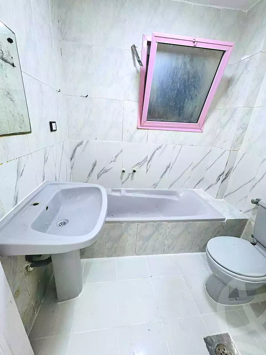 https://aqarmap.com.eg/ar/listing/7256839-for-sale-alexandria-al-agamy-shataa-el-nakheel