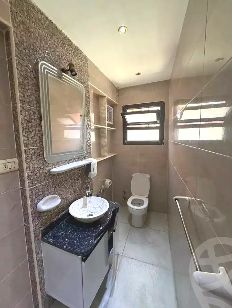 https://aqarmap.com.eg/en/listing/7257372-for-sale-alexandria-al-agamy-lbytsh-bianchiii-el-arbaeen-st