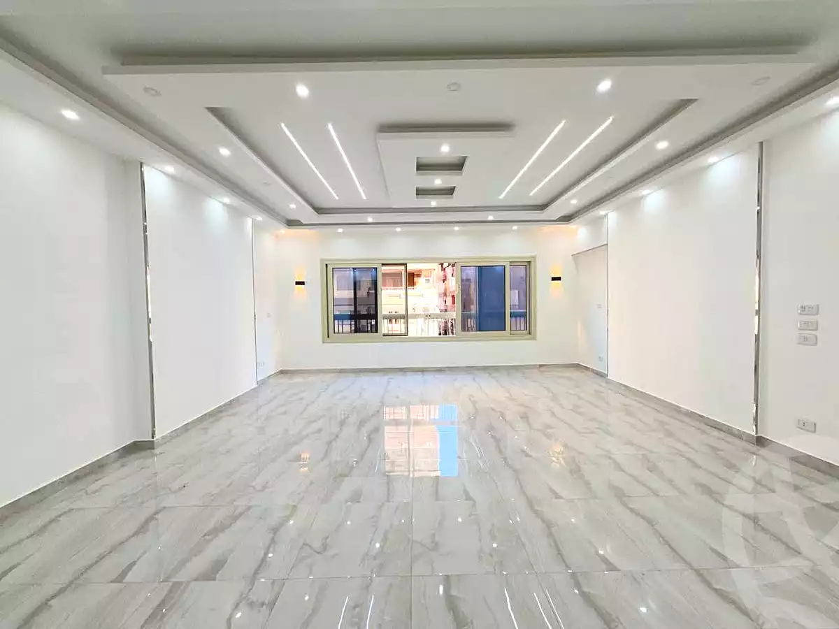 https://aqarmap.com.eg/en/listing/7257531-for-sale-alexandria-miami-shr-jml-bd-lnsr