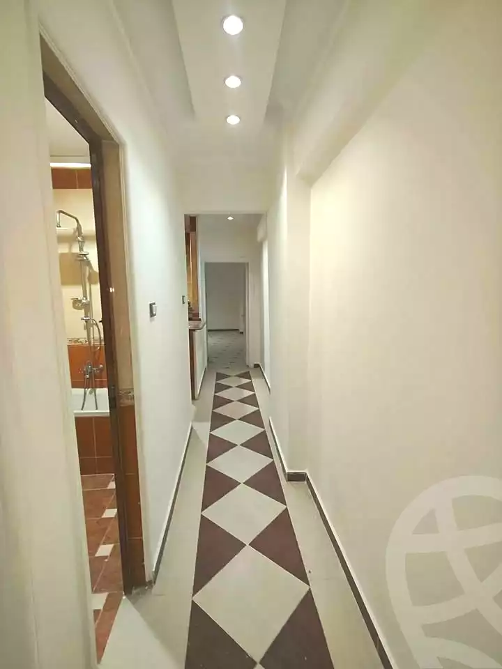 https://aqarmap.com.eg/ar/listing/7257821-for-sale-alexandria-lsywf-el-falki