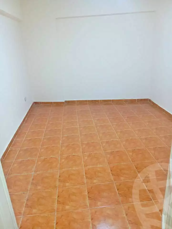 https://aqarmap.com.eg/ar/listing/7257941-for-rent-alexandria-al-agamy-lbytsh