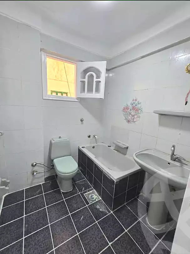 https://aqarmap.com.eg/en/listing/7257966-for-sale-alexandria-al-agamy-shataa-el-nakheel
