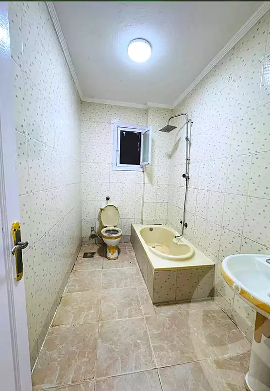 https://aqarmap.com.eg/ar/listing/7257985-for-sale-alexandria-al-agamy-shataa-el-nakheel