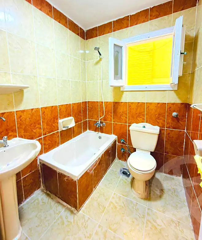 https://aqarmap.com.eg/ar/listing/7258094-for-sale-alexandria-al-agamy-shataa-el-nakheel