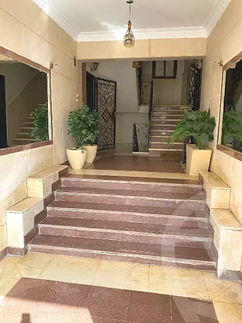 https://aqarmap.com.eg/ar/listing/7258362-for-sale-cairo-new-cairo-el-ahyaa-first-neighborhood-street-3