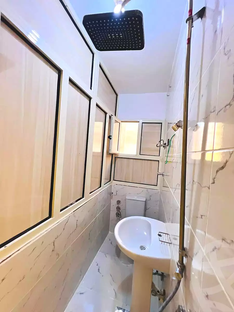 https://aqarmap.com.eg/ar/listing/7258474-for-sale-alexandria-al-agamy-shataa-el-nakheel