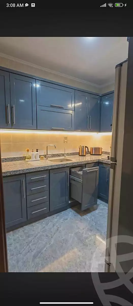 https://aqarmap.com.eg/ar/listing/7258628-for-sale-cairo-helwan-ahmed-enci-st