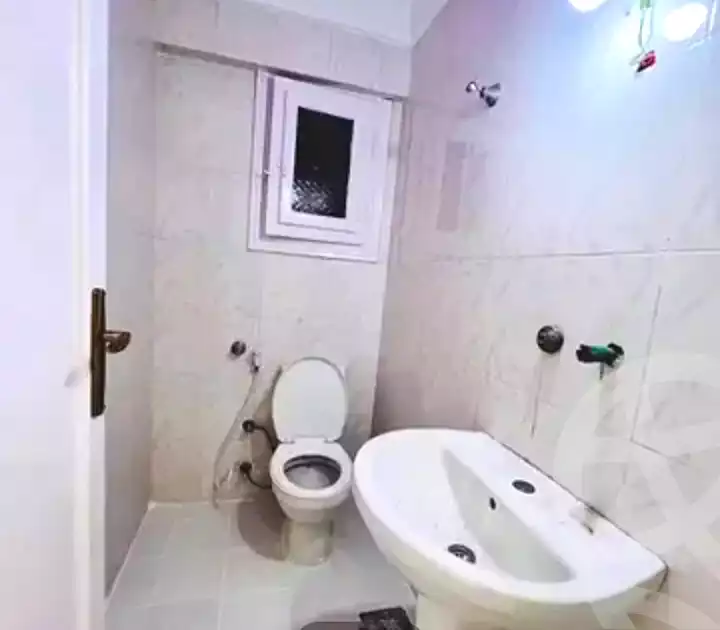 https://aqarmap.com.eg/en/listing/7258726-for-sale-alexandria-al-agamy-shataa-el-nakheel
