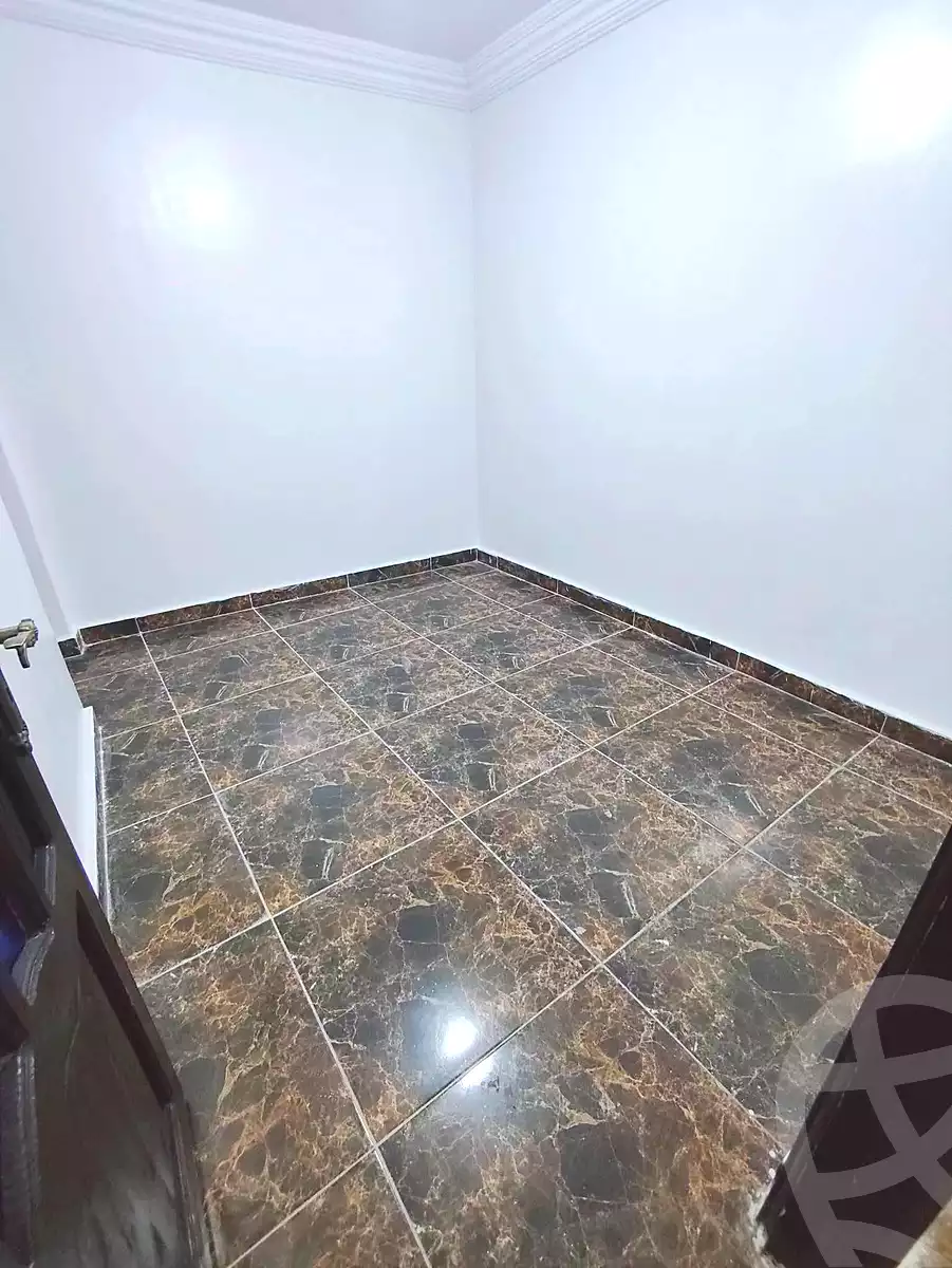 https://aqarmap.com.eg/ar/listing/7258927-for-sale-alexandria-el-asafra-l-sfr-qbly